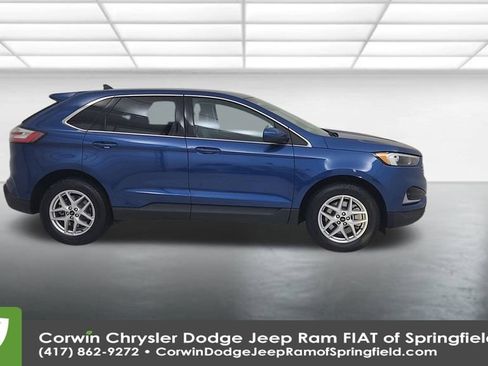 Used 2023 Ford Edge SEL image 17
