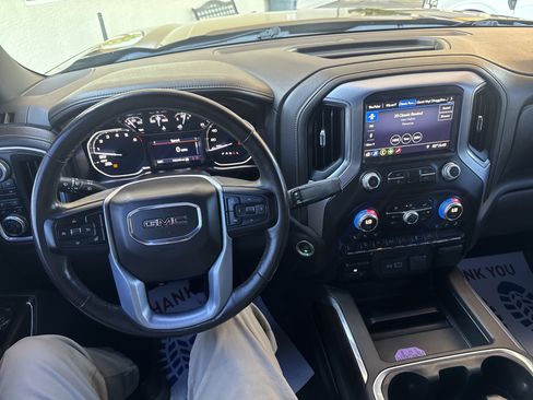 Used 2019 GMC Sierra 1500 SLT w/ SLT Premium Package AWD/4WD image 38