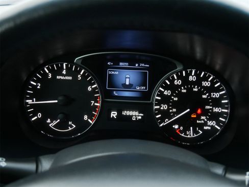 Used 2015 Nissan Pathfinder SL w/ SL Premium Package image 22