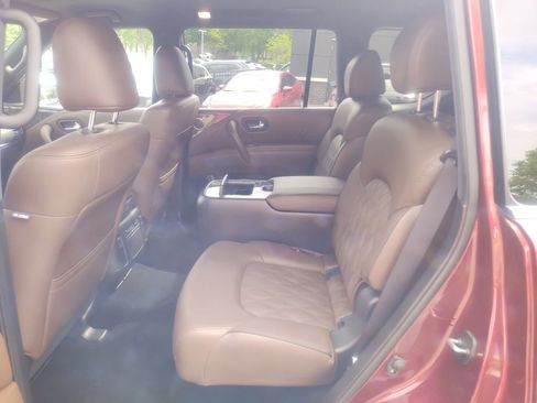 Used 2024 Nissan Armada Platinum w/ Captain's Chairs Package RWD image 28