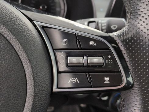 Used 2023 Kia Forte GT-Line w/ GT-Line Premium Package image 27