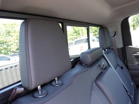 Used 2025 GMC Sierra 1500 Elevation w/ Elevation Premium Package AWD/4WD image 35