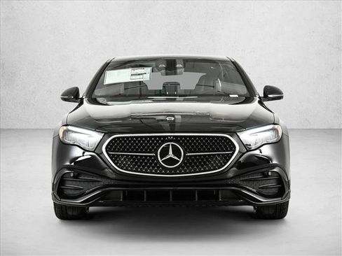 New 2026 Mercedes-Benz E 450 4MATIC Sedan image 2