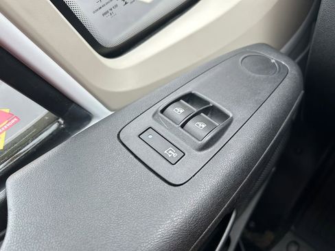 Used 2017 RAM ProMaster 1500 image 16