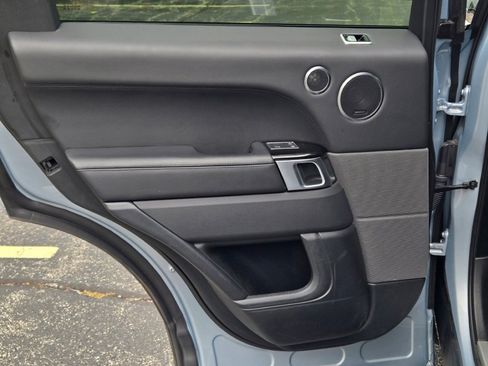 Used 2022 Land Rover Range Rover Sport HSE Silver Edition image 32