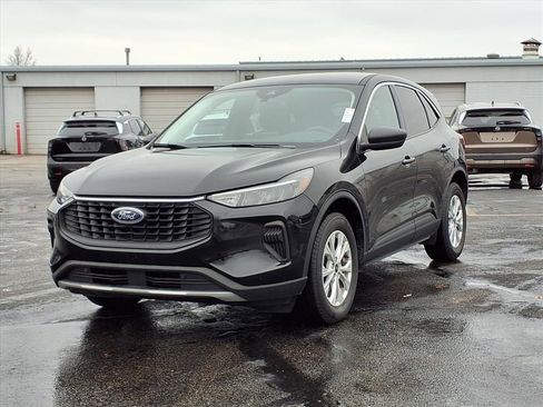 Used 2024 Ford Escape Active image 2