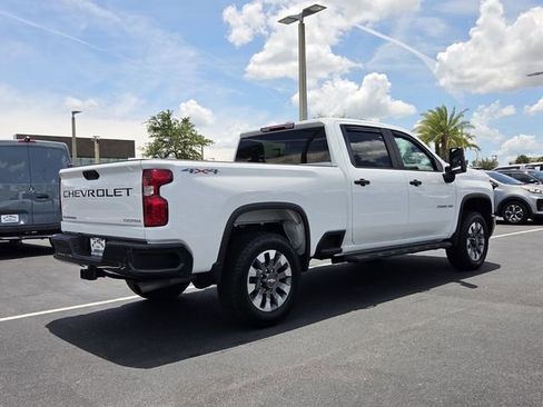 Used 2024 Chevrolet Silverado 2500 Custom w/ Custom Value Package AWD/4WD image 6