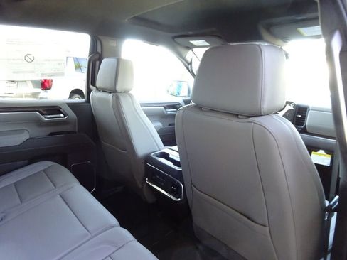 New 2026 GMC Sierra 1500 SLT AWD/4WD image 23