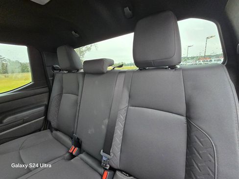 Used 2025 Toyota Tacoma SR image 15