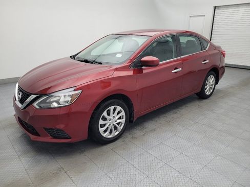 Used 2019 Nissan Sentra SV image 2