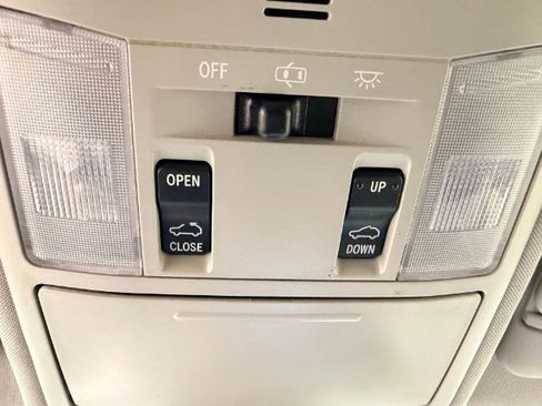 Used 2018 Toyota RAV4 Limited w/ All Weather Liner Package image 32