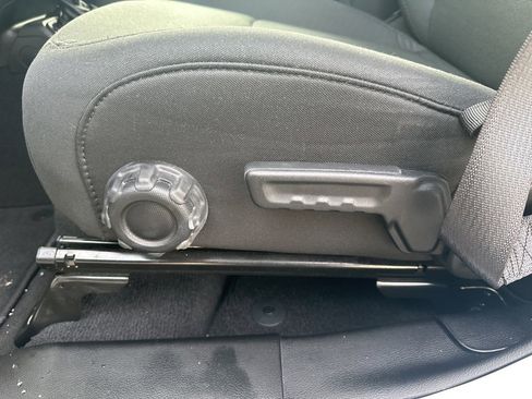 Used 2021 Jeep Wrangler Unlimited Sport image 12