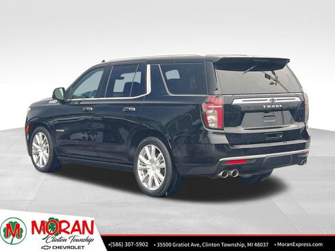 Used 2024 Chevrolet Tahoe High Country AWD/4WD image 4