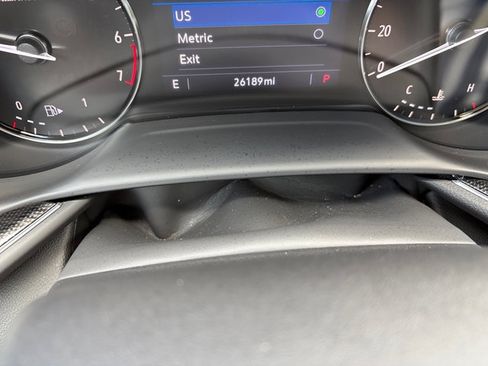 Used 2022 Buick Envision Preferred FWD image 17