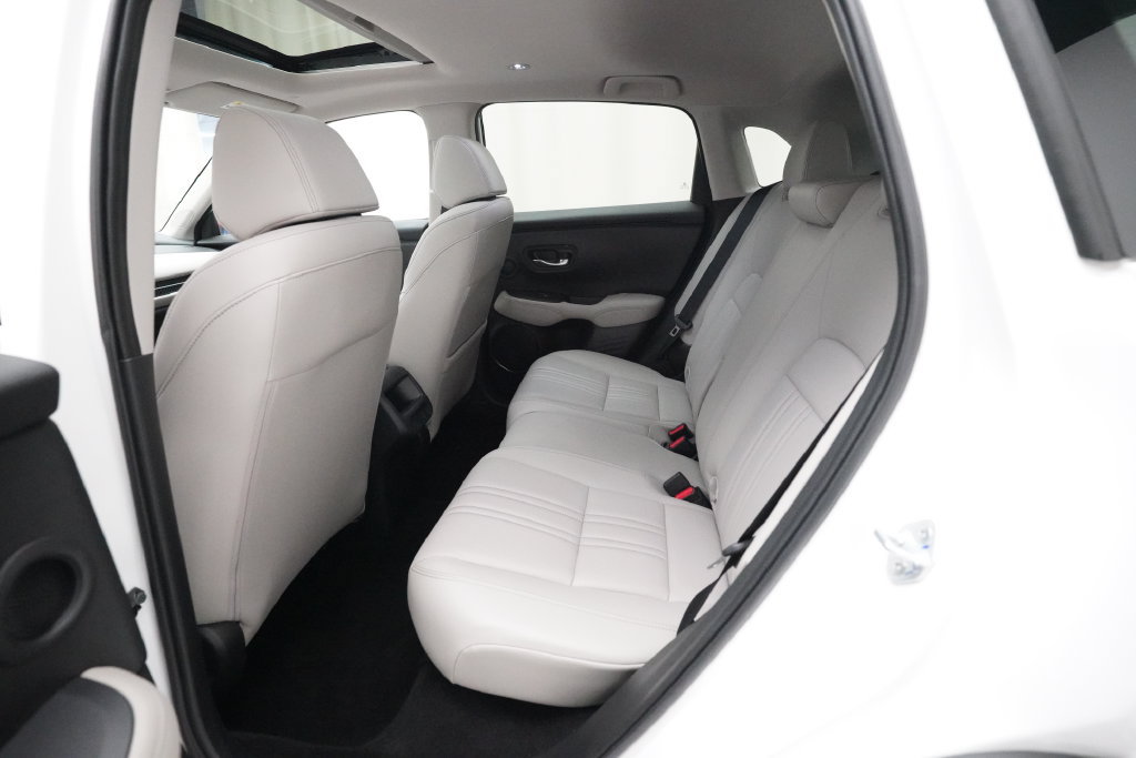Used 2025 Honda HR-V EX-L image 15