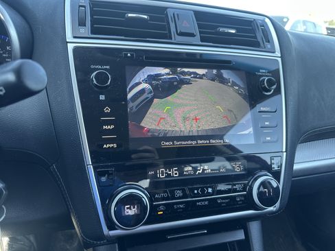 Used 2018 Subaru Outback 2.5i Premium AWD/4WD image 30