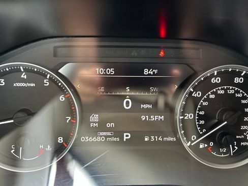 Used 2025 Mitsubishi Outlander SE FWD image 11
