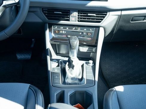 New 2026 Volkswagen Jetta SE image 32