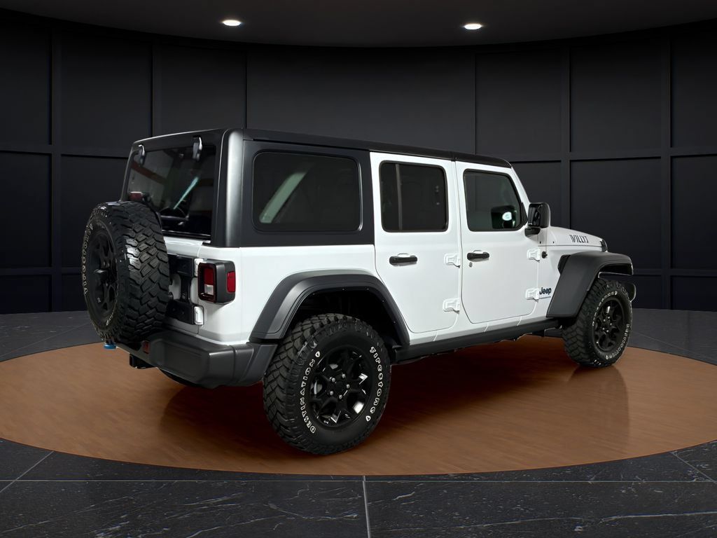 Used 2023 Jeep Wrangler Unlimited w/ Cold Weather Group AWD/4WD image 5
