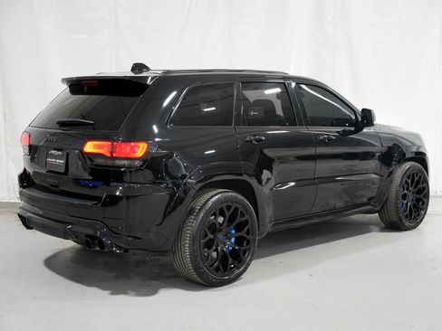 Used 2021 Jeep Grand Cherokee Trackhawk AWD/4WD image 6