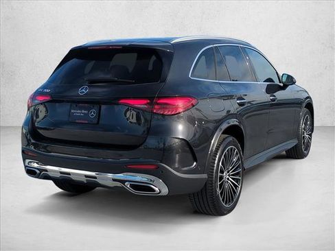 New 2026 Mercedes-Benz GLC 300 image 2