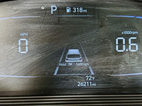 Used 2025 Hyundai Venue SEL image 19