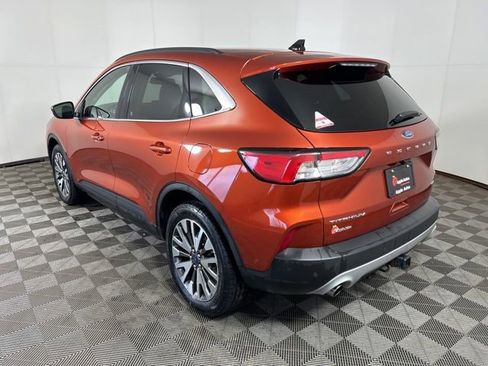 Certified 2020 Ford Escape Titanium image 4