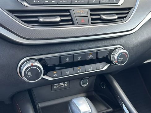 Certified 2023 Nissan Altima 2.5 SR FWD image 21