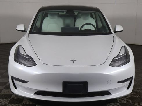 Used 2022 Tesla Model 3 Long Range AWD/4WD image 11