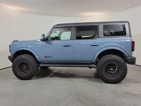 Used 2023 Ford Bronco Outer Banks AWD/4WD image 4