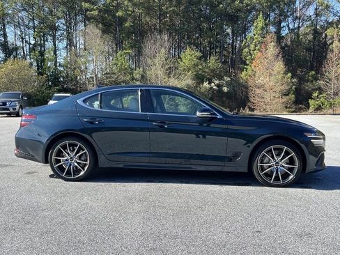 Used 2025 Genesis G70 2.5T image 25