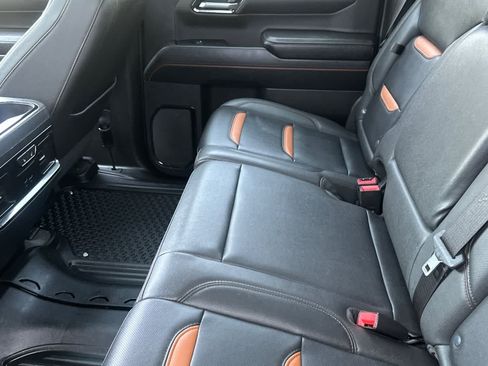 Used 2022 GMC Sierra 1500 AT4 w/ AT4 Premium Package AWD/4WD image 5