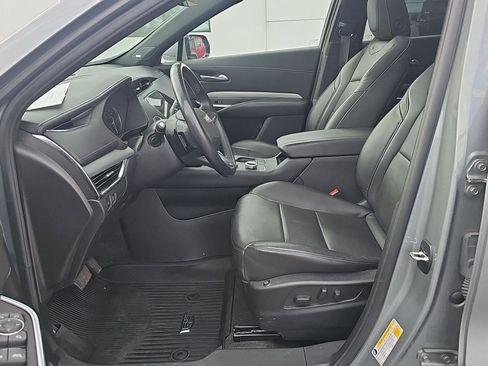 Certified 2023 Cadillac XT4 Premium Luxury AWD/4WD image 6