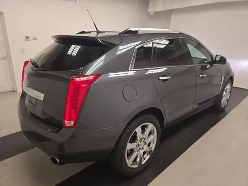 Used 2010 Cadillac SRX Premium image 4