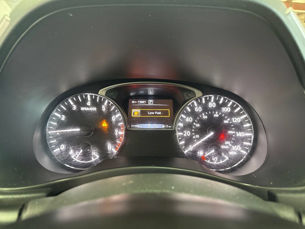 Used 2019 Nissan Pathfinder SL AWD/4WD image 14