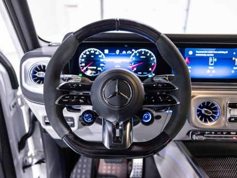 Used 2025 Mercedes-Benz G 63 AMG 4MATIC image 41