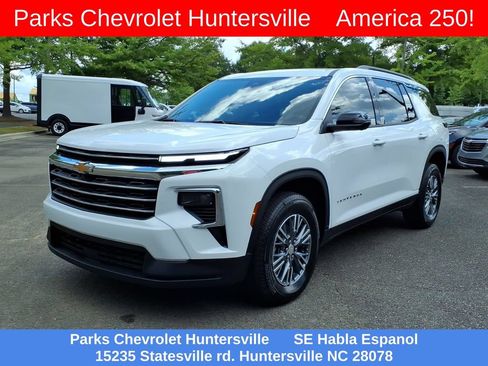 New 2026 Chevrolet Traverse LT w/ Driver Confidence Package FWD image 26