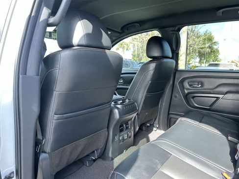 Used 2021 Nissan Titan PRO-4X w/ Pro-4x Convenience Package image 13