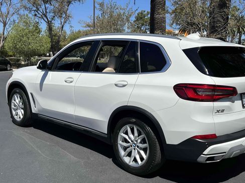 Used 2019 BMW X5 xDrive40i w/ Convenience Package AWD/4WD image 60