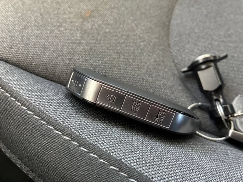 Used 2025 Kia K4 FWD image 21