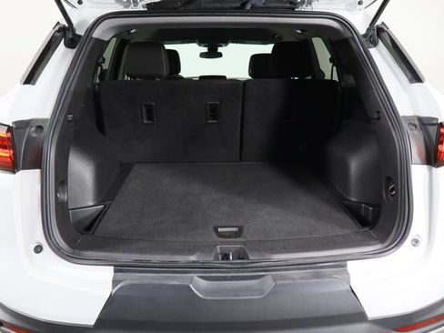 Used 2023 Chevrolet Blazer LT AWD/4WD image 17