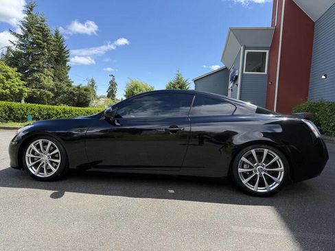 Used 2010 INFINITI G37 Journey w/ Premium Pkg RWD image 9