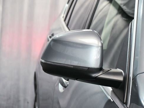 Used 2024 BMW X7 xDrive40i image 81