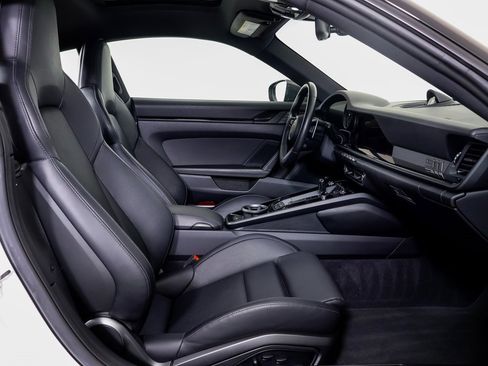 Certified 2024 Porsche 911 Carrera image 8