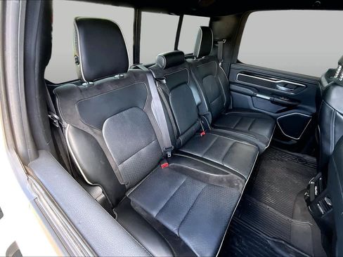 Used 2019 RAM 1500 Laramie w/ Sport Appearance Package AWD/4WD image 19