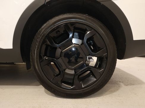 Used 2025 Kia Sorento SX image 36