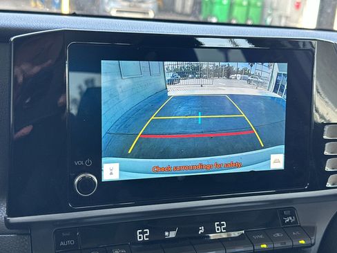 Used 2025 Toyota Camry LE image 17