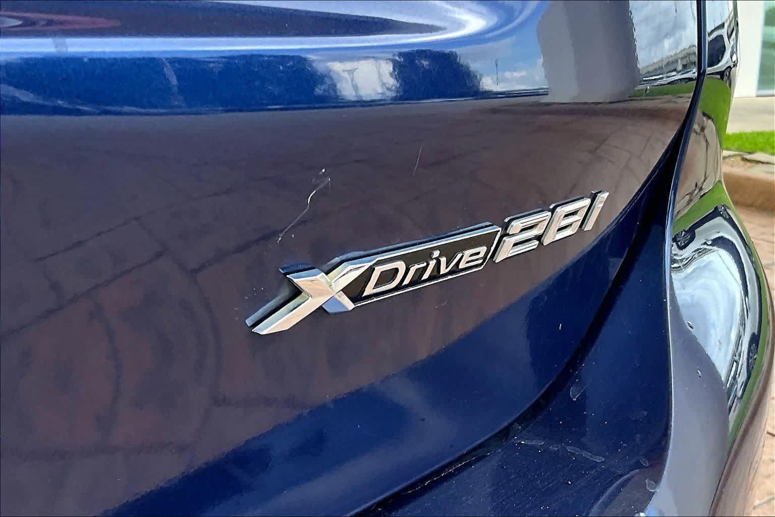 Used 2018 BMW X1 xDrive28i w/ Convenience Package AWD/4WD image 9