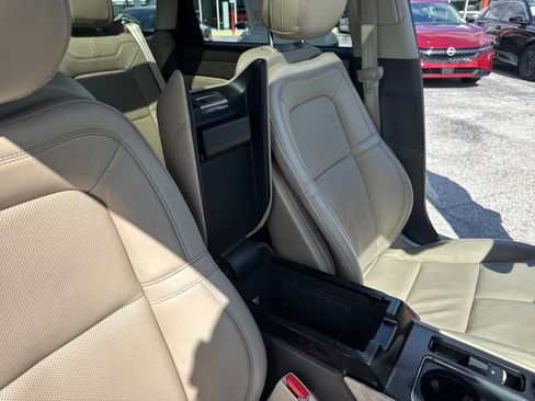 Used 2020 Lincoln Corsair Reserve w/ Equipment Group 201A FWD image 48