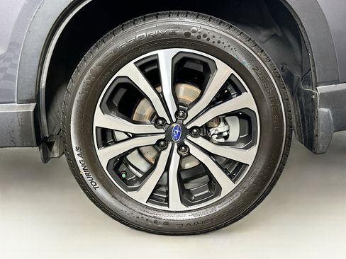 Used 2020 Subaru Forester Limited image 11